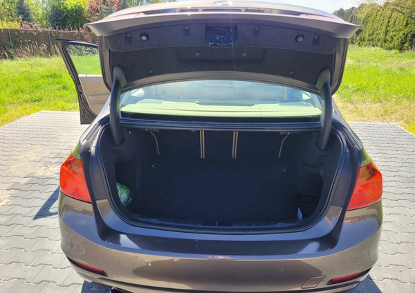 BMW Seria 3 cena 53000 przebieg: 296564, rok produkcji 2013 z Bełchatów małe 154